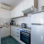 With Parking Space - 22124 Apartment Porec