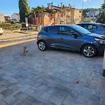 With Parking Space - 22124 Apartment *