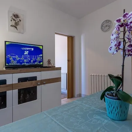 With Parking Space - 22124 Apartman