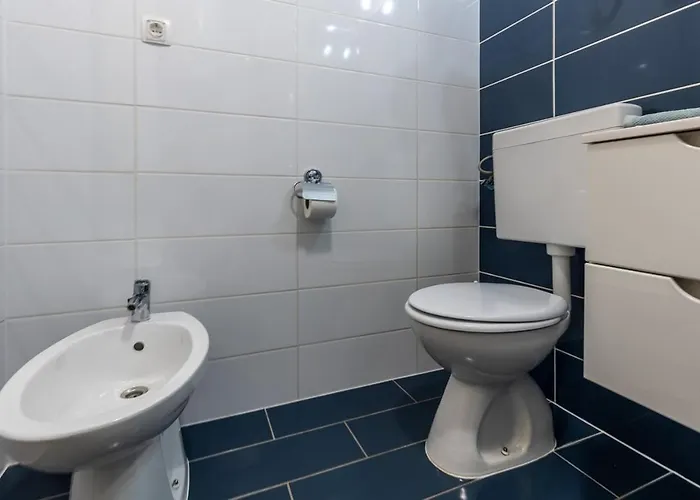 With Parking Space - 22124 Daire *